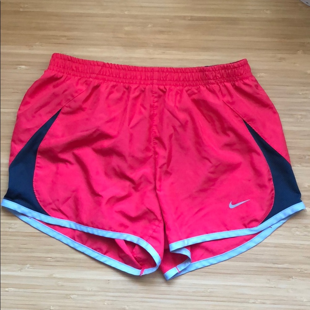 Nike women’s running shorts XS